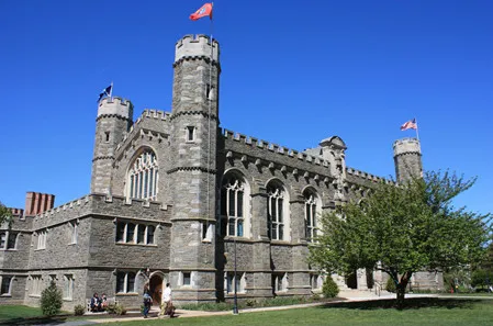 盤點全球最像哈利波特中魔法學校霍格沃茨城堡的16所大學